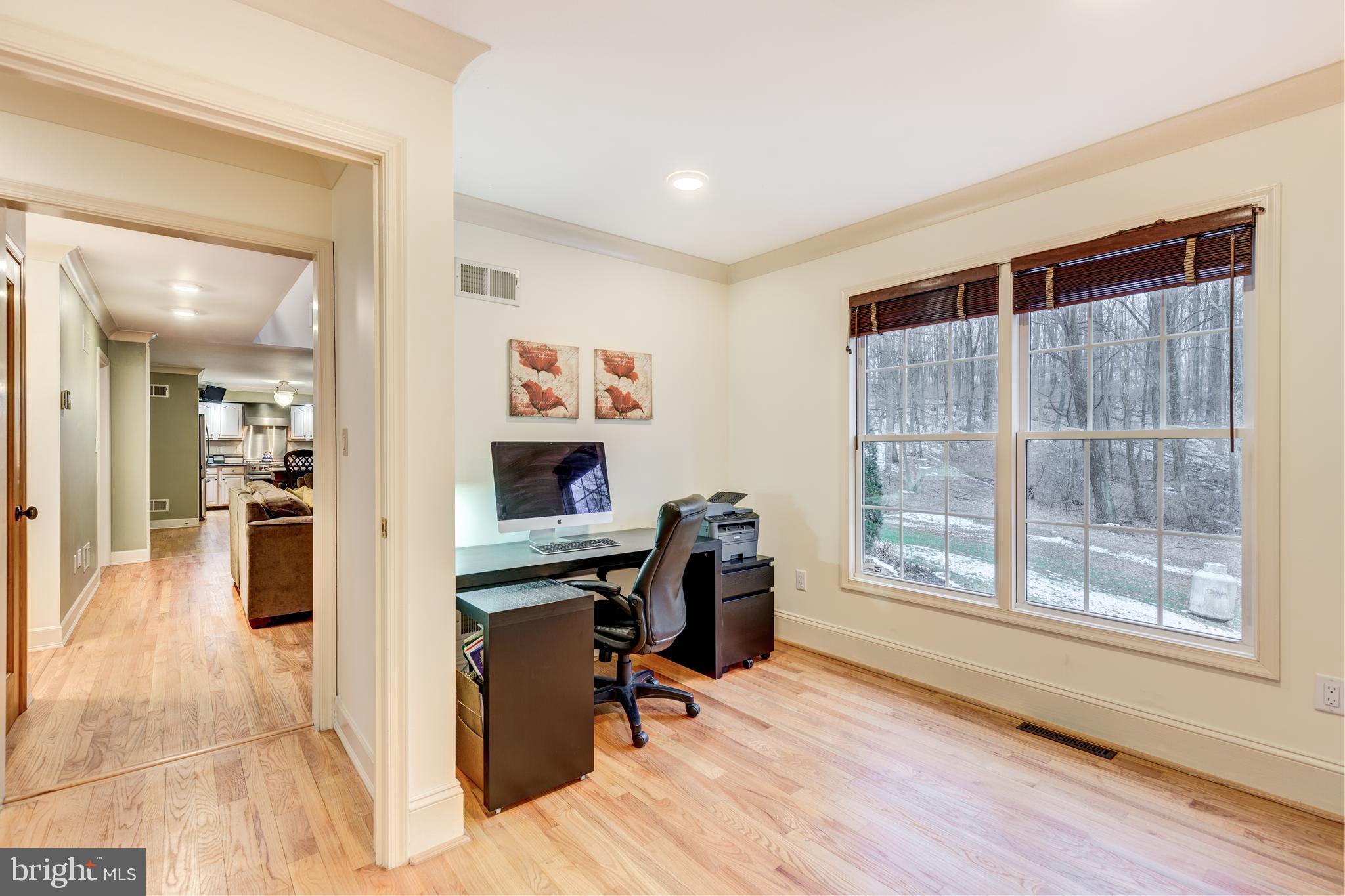 1835 Bowersox Road New Windsor, MD 21776 - Photo 15 of 37 1st floor bonus room -- office? den? playroom?