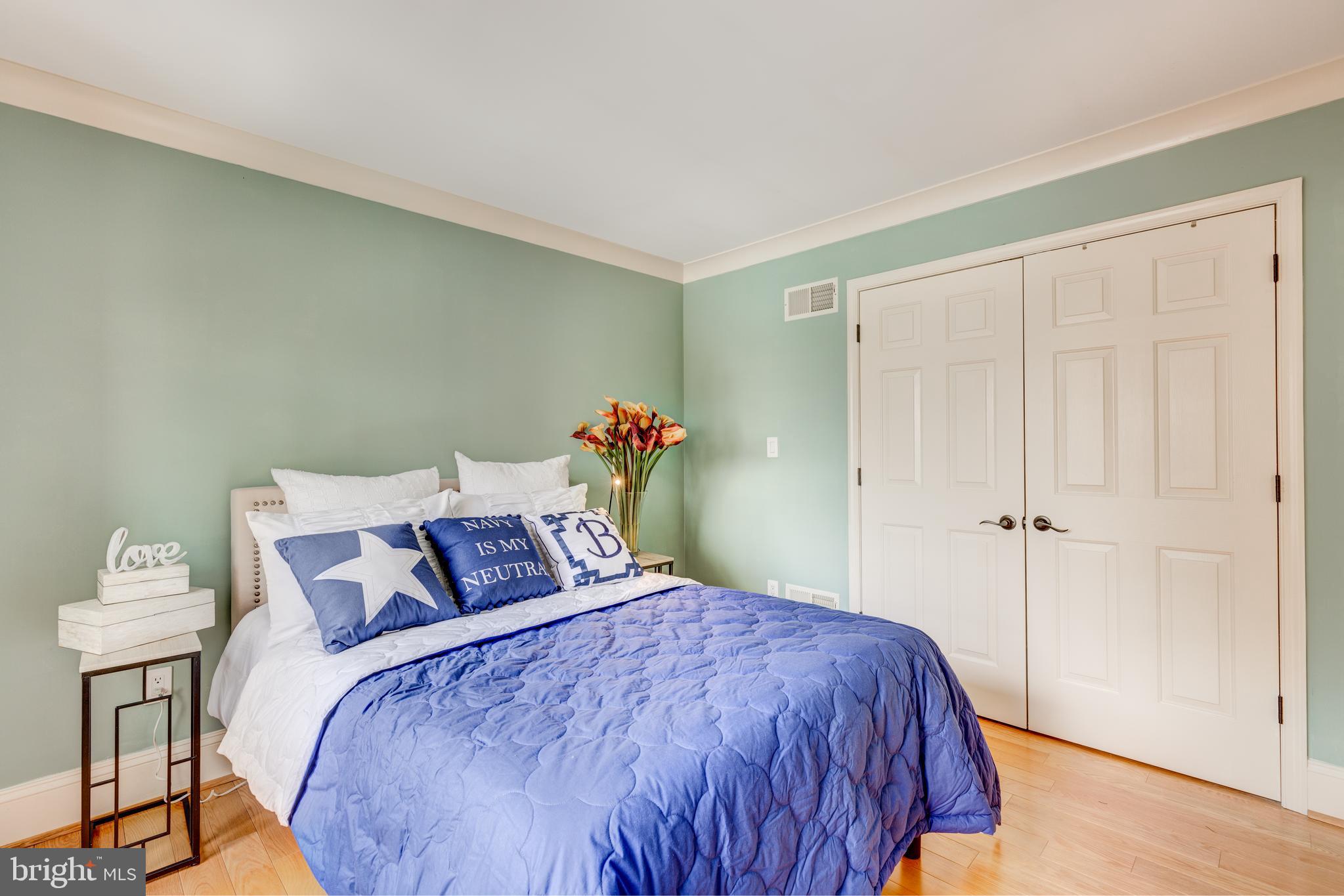 1835 Bowersox Road New Windsor, MD 21776 - Photo 23 of 37 Hardwood floors & a double closet in Bdrm 4