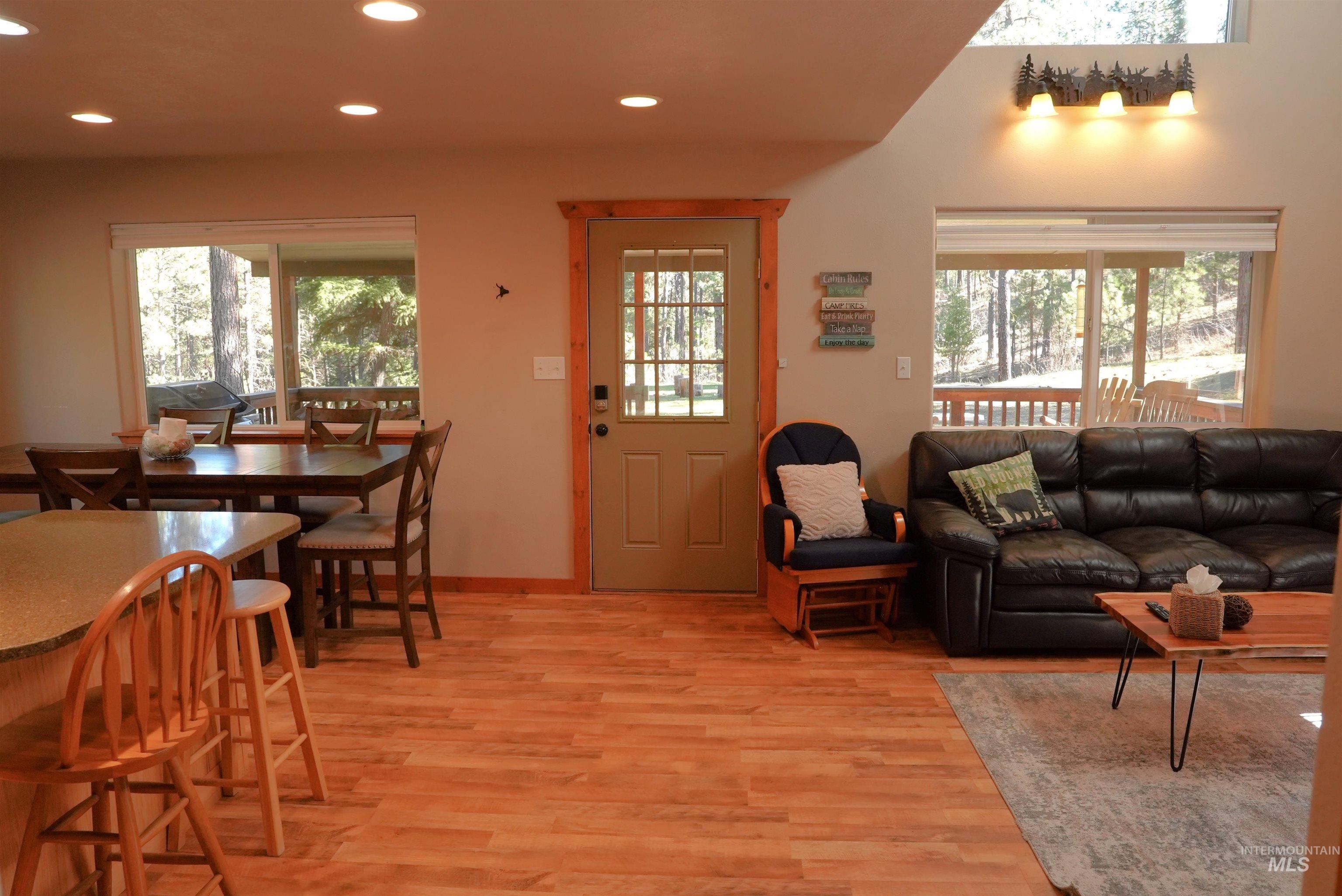 14 Forest Trail Road Garden Valley, ID 83622 - Photo 18 of 45 Living area featuring light wood-style floors and recessed lighting