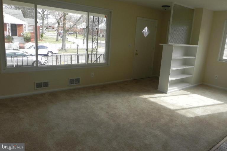9700 Armistead Road Silver Spring, MD 20903 - Photo 4 of 13 Living Room #3