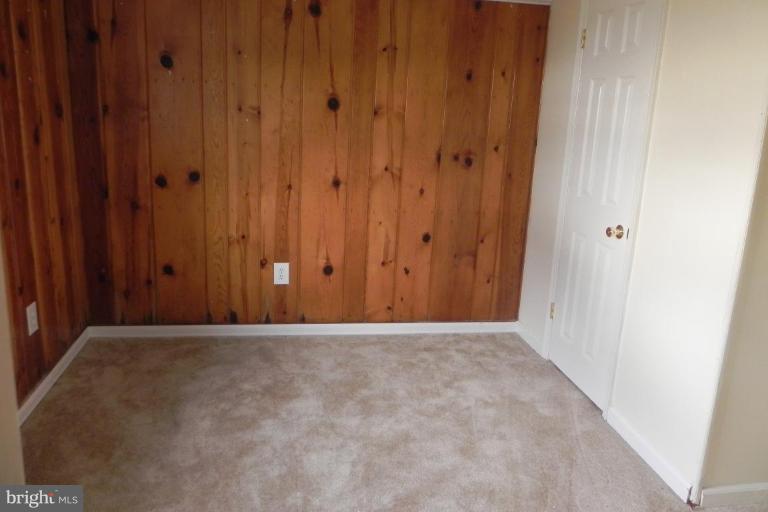 9700 Armistead Road Silver Spring, MD 20903 - Photo 6 of 13 Recreation Room