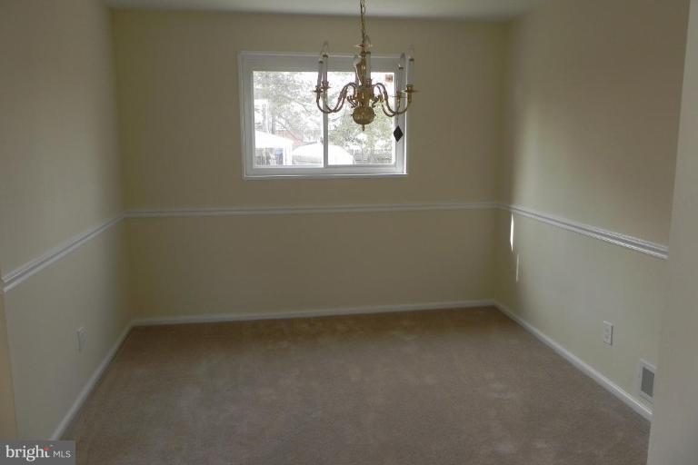 9700 Armistead Road Silver Spring, MD 20903 - Photo 10 of 13 Dining Room