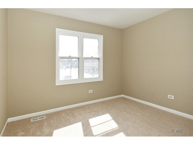 314 Old Hunt Road Fox River Grove, IL 60021 - Photo 13 of 14
