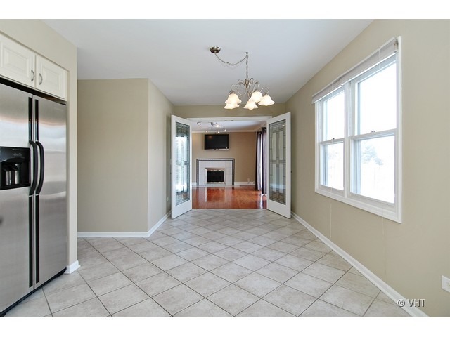 314 Old Hunt Road Fox River Grove, IL 60021 - Photo 7 of 14