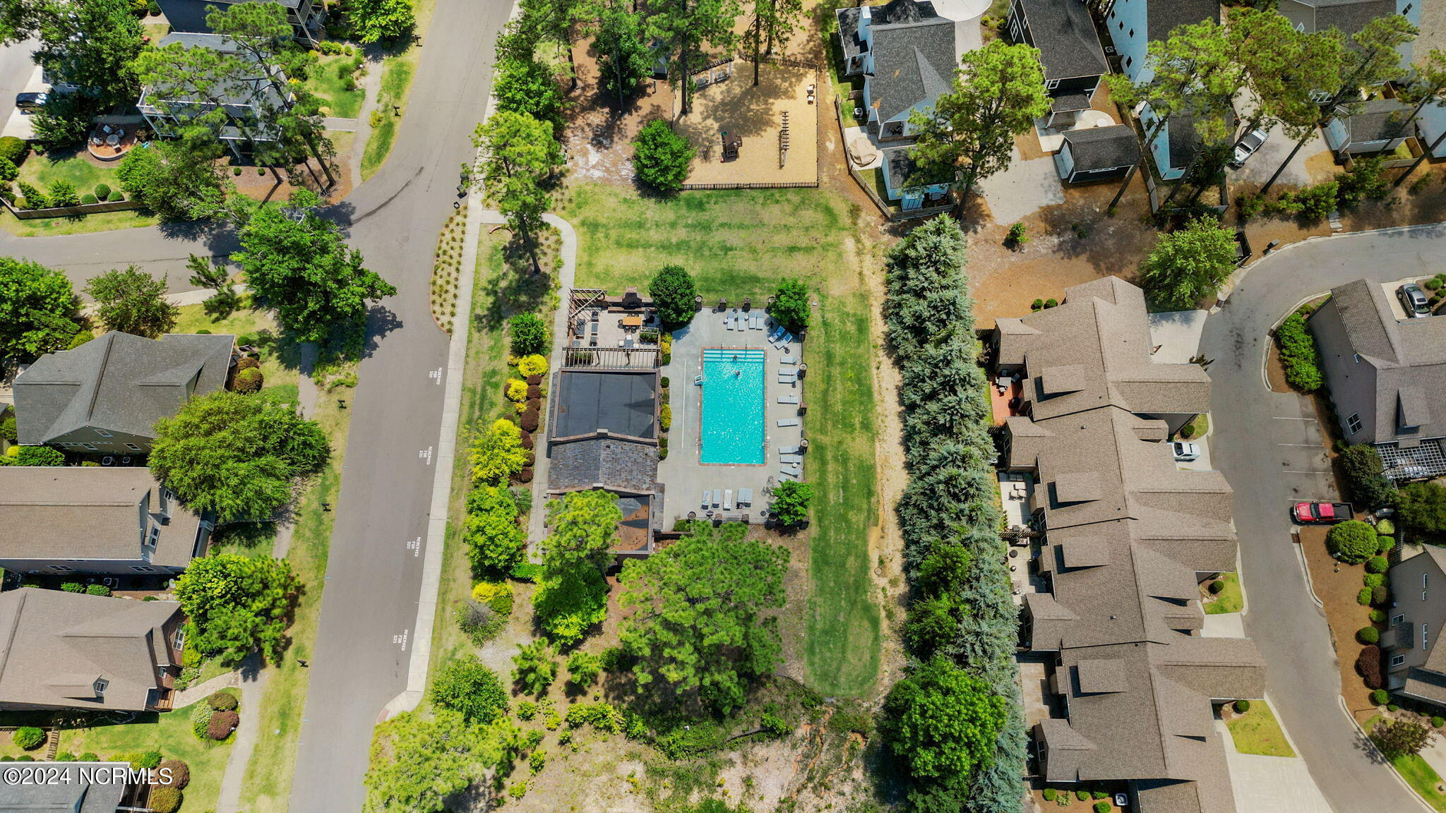 390 Sheldon Road Southern Pines, NC 28387 - Photo 55 of 57 Community Pool