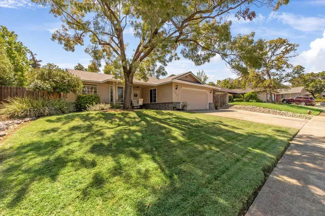 $374,650 | 5253 Mica Court, Redding, CA 96003