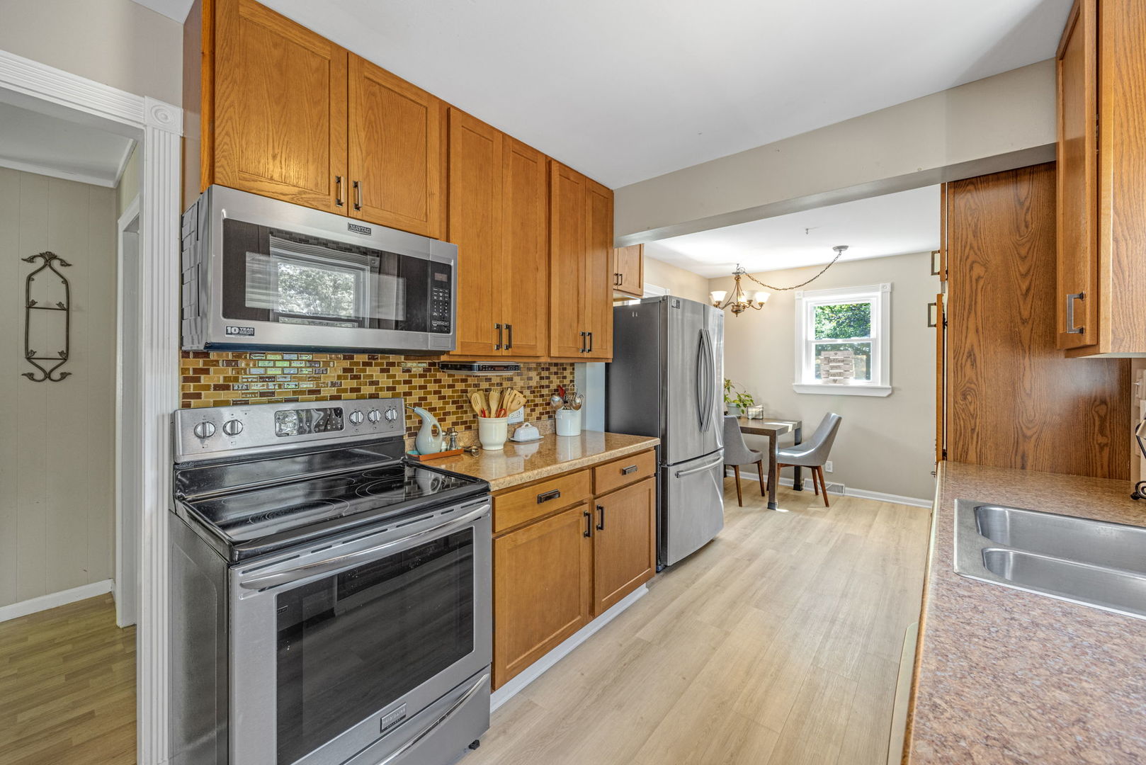 6314 Hillcrest Road Cary, IL 60013 - Photo 10 of 19