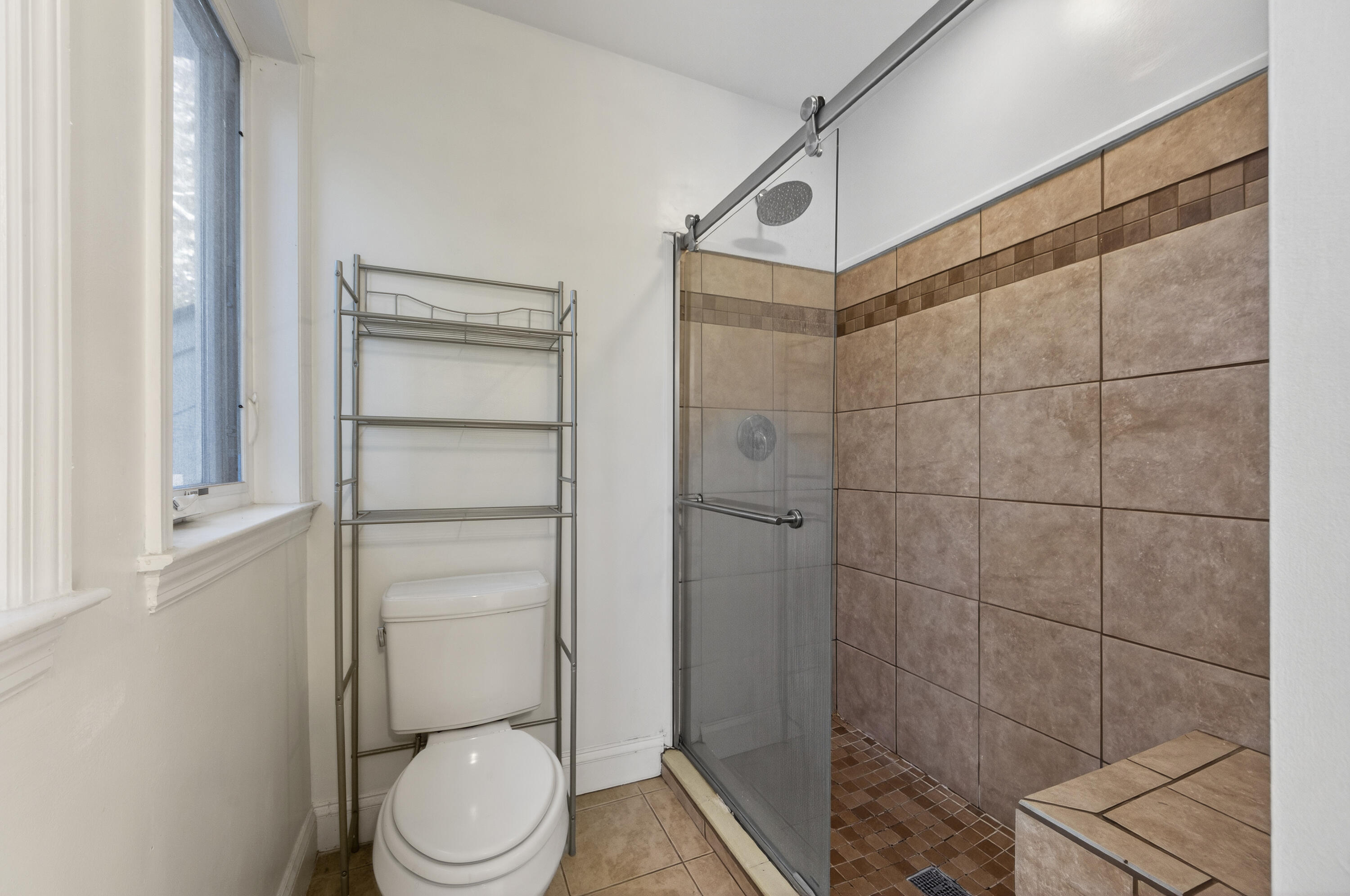 24 Strawberry Lane, Unit B Charleston, SC 29403 - Photo 21 of 34 _01A2211