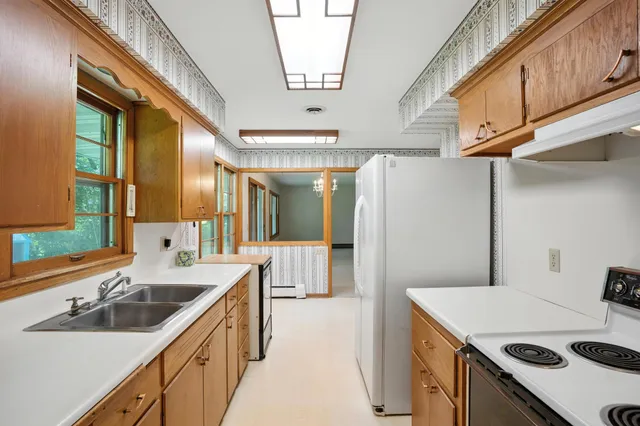 $399,900 | 10279 Upper 196th Way West, Lakeville, MN 55044