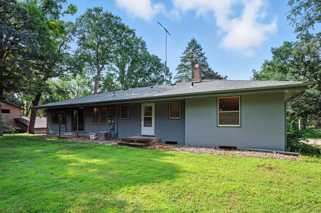 $399,900 | 10279 Upper 196th Way West, Lakeville, MN 55044