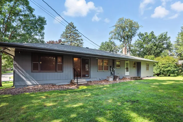 $399,900 | 10279 Upper 196th Way West, Lakeville, MN 55044