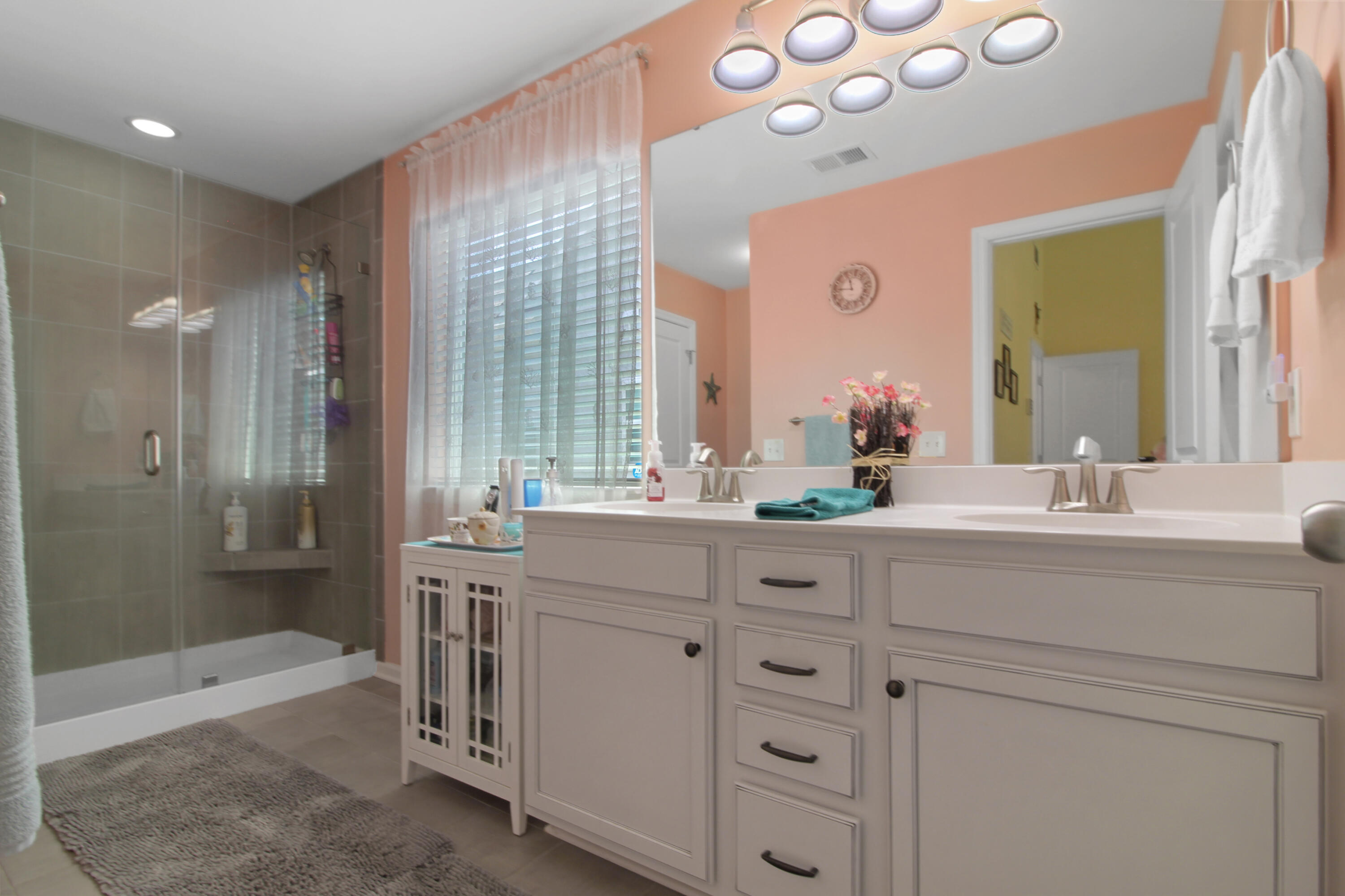 158 Alpine Road Summerville, SC 29485 - Photo 22 of 42 Master Bath
