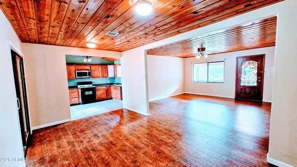 $319,900 | 1080 West Apache Lane, Pinetop-Lakeside, AZ 85929