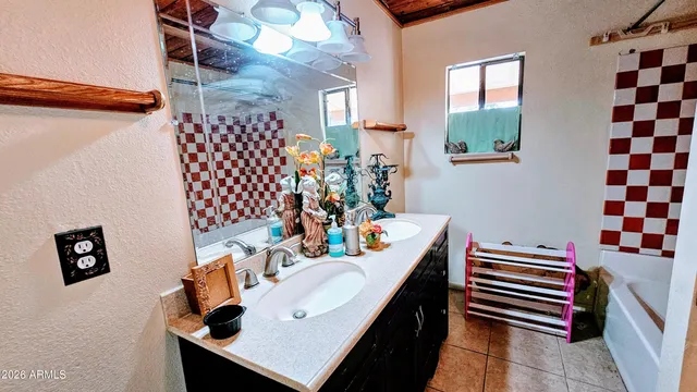 $325,000 | 1080 West Apache Lane, Lakeside, AZ 85929