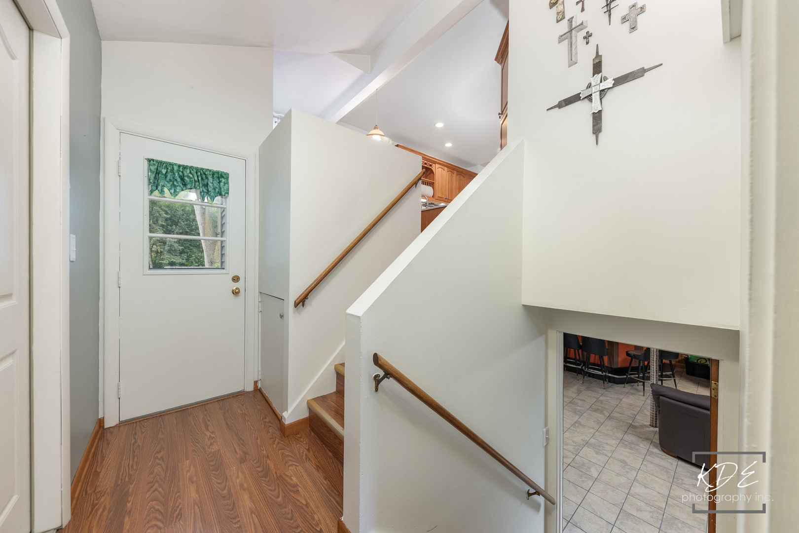 8 East Gartner Road Naperville, IL 60540 - Photo 4 of 39