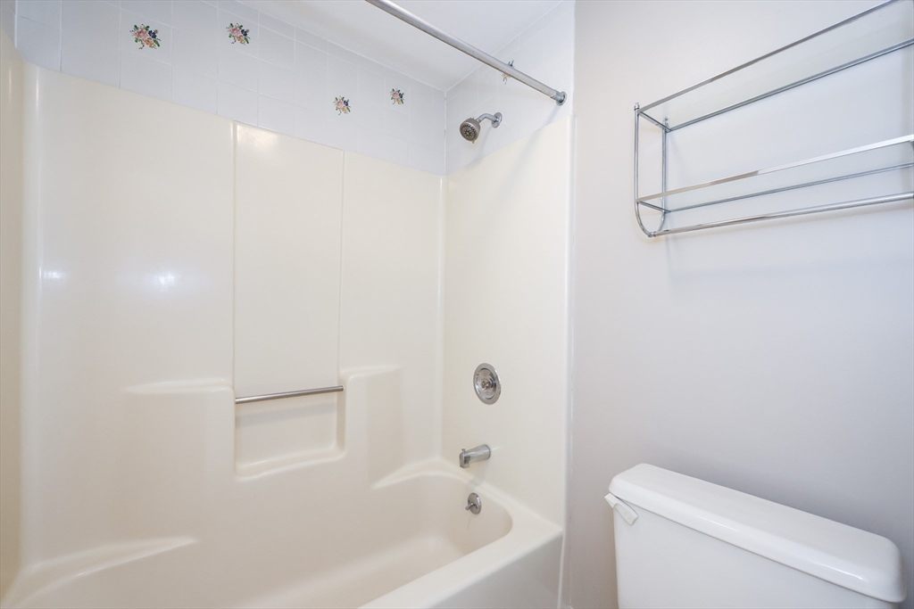 9 Appleton Common, Unit 9 Franklin, MA 02038 - Photo 23 of 32 Gallery Image 23