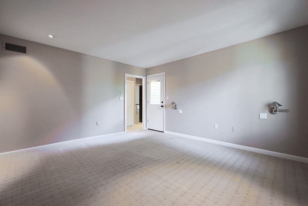 9 Appleton Common, Unit 9 Franklin, MA 02038 - Photo 25 of 32 Gallery Image 25