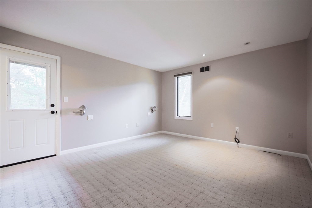 9 Appleton Common, Unit 9 Franklin, MA 02038 - Photo 26 of 32 Gallery Image 26