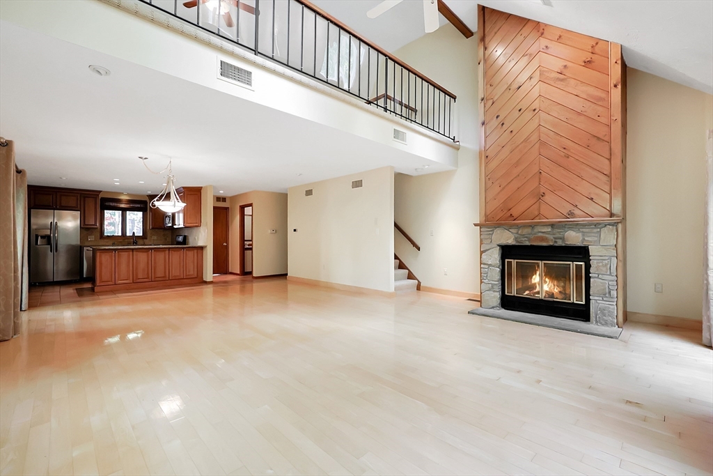 9 Appleton Common, Unit 9 Franklin, MA 02038 - Photo 7 of 32 Gallery Image 7