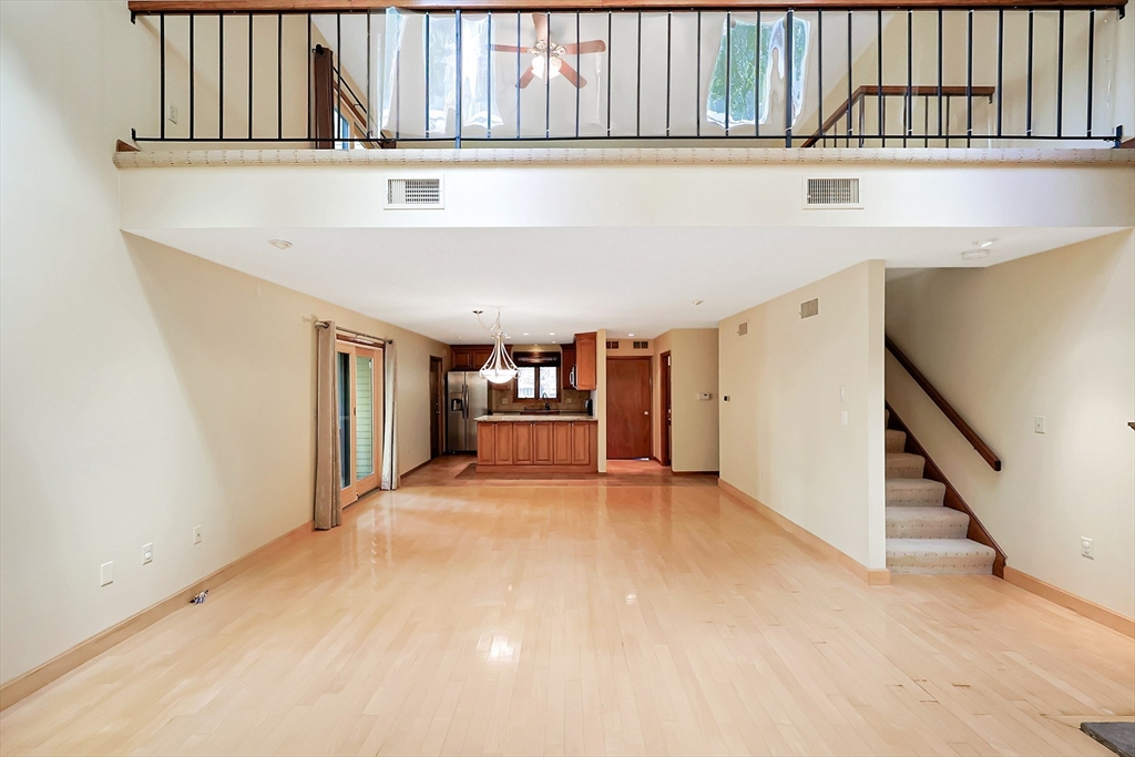 9 Appleton Common, Unit 9 Franklin, MA 02038 - Photo 9 of 32 Gallery Image 9