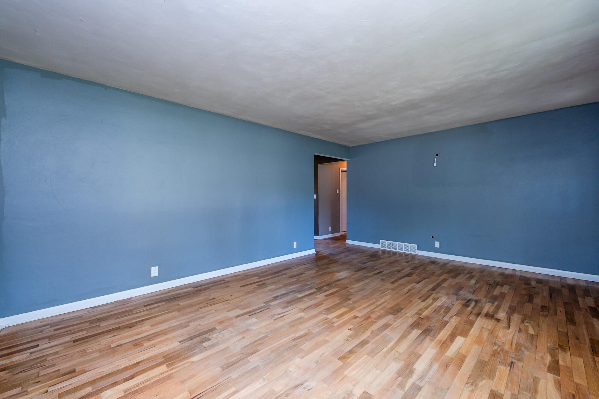 1111 Wedgewood Road St. Joseph, MI 49085 - Photo 5 of 33 Wedgewood-105