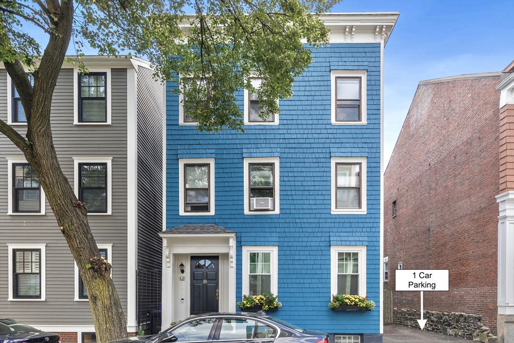 33 Elm Street, Unit 2 Boston, MA 02129 - Photo 16 of 17