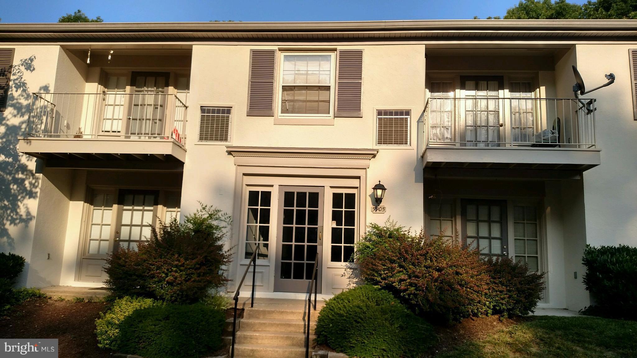 5905 Kingsford Road, Unit 387 Springfield, VA 22152 - Photo 1 of 18 Exterior (Front)
