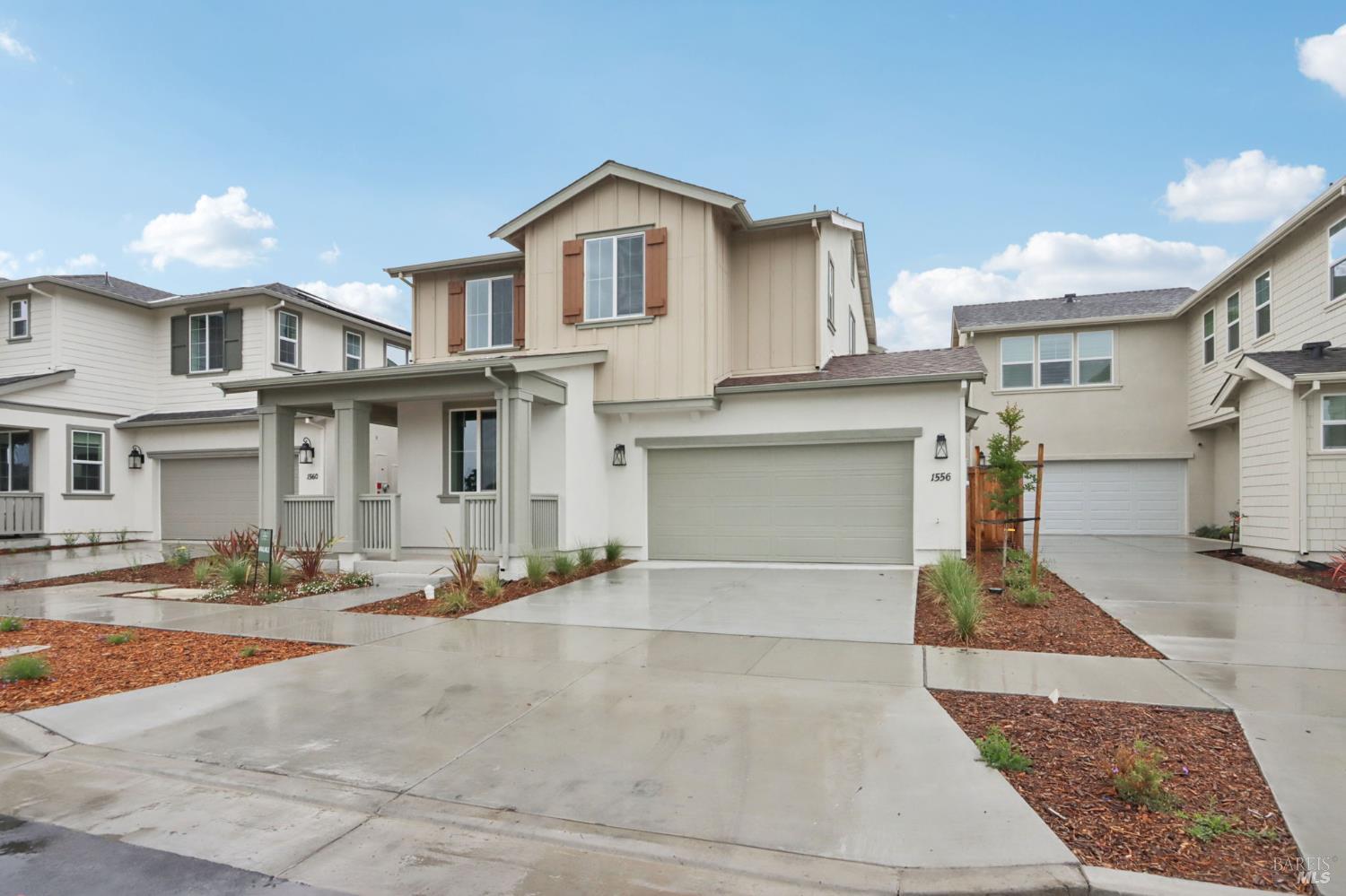 1556 Country Manor Drive Santa Rosa, CA 95403 - Photo 3 of 40 a front view of a house with yard