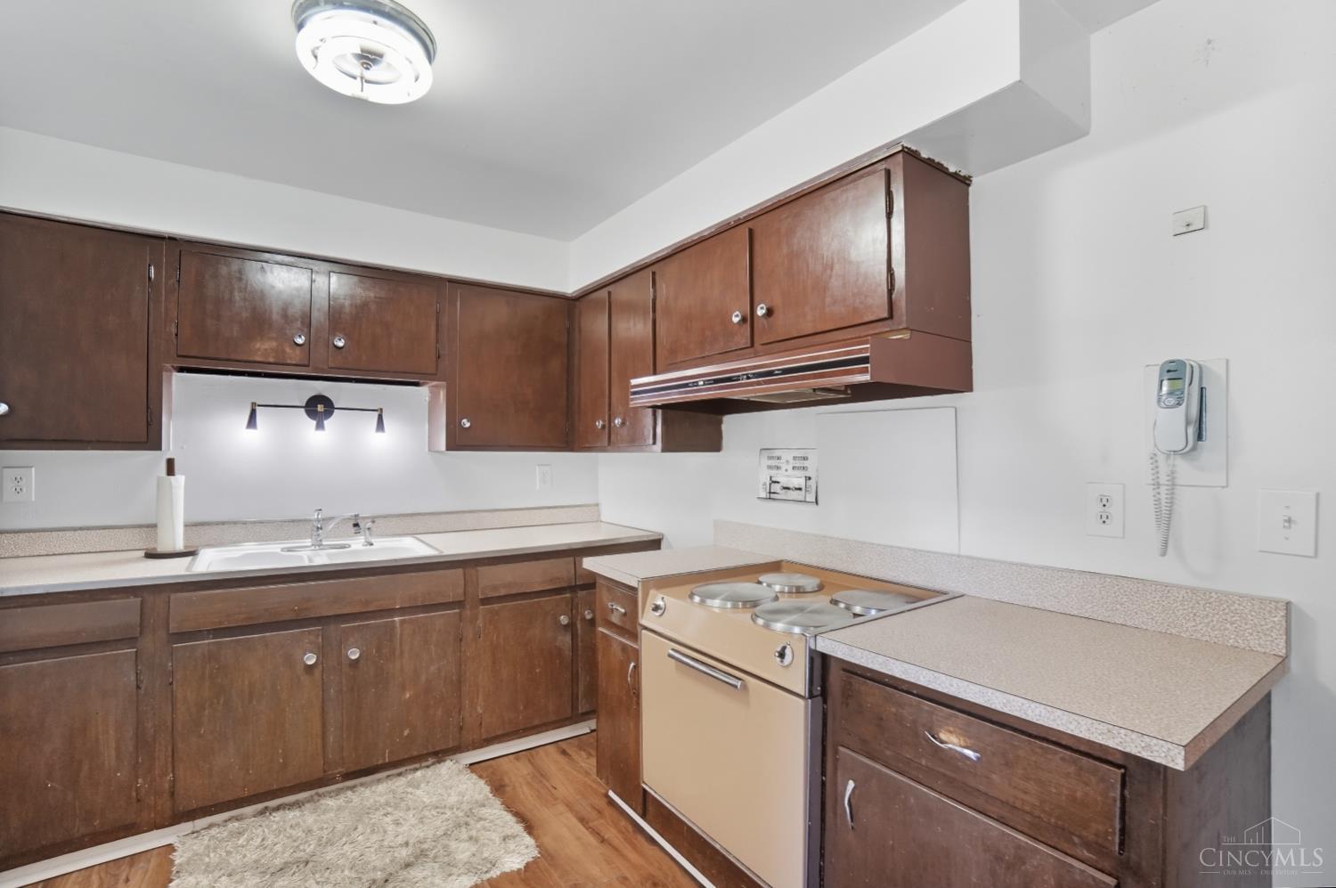 580 Lang Road Cincinnati, OH 45244 - Photo 11 of 35 Gallery Image 11