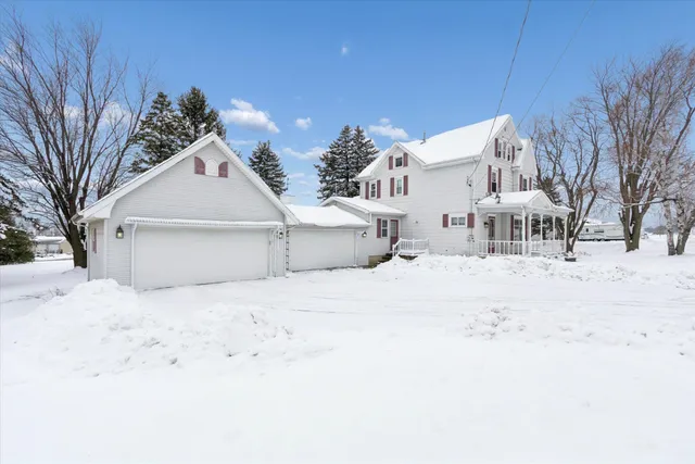 $295,500 | 709 West Beloit Street, Orfordville, WI 53576