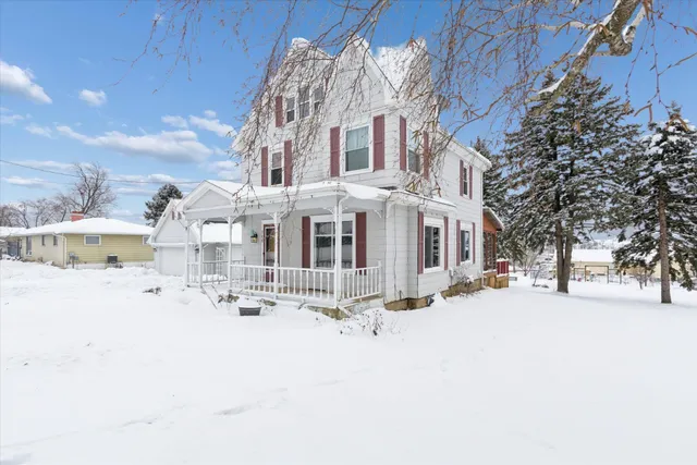 $295,500 | 709 West Beloit Street, Orfordville, WI 53576