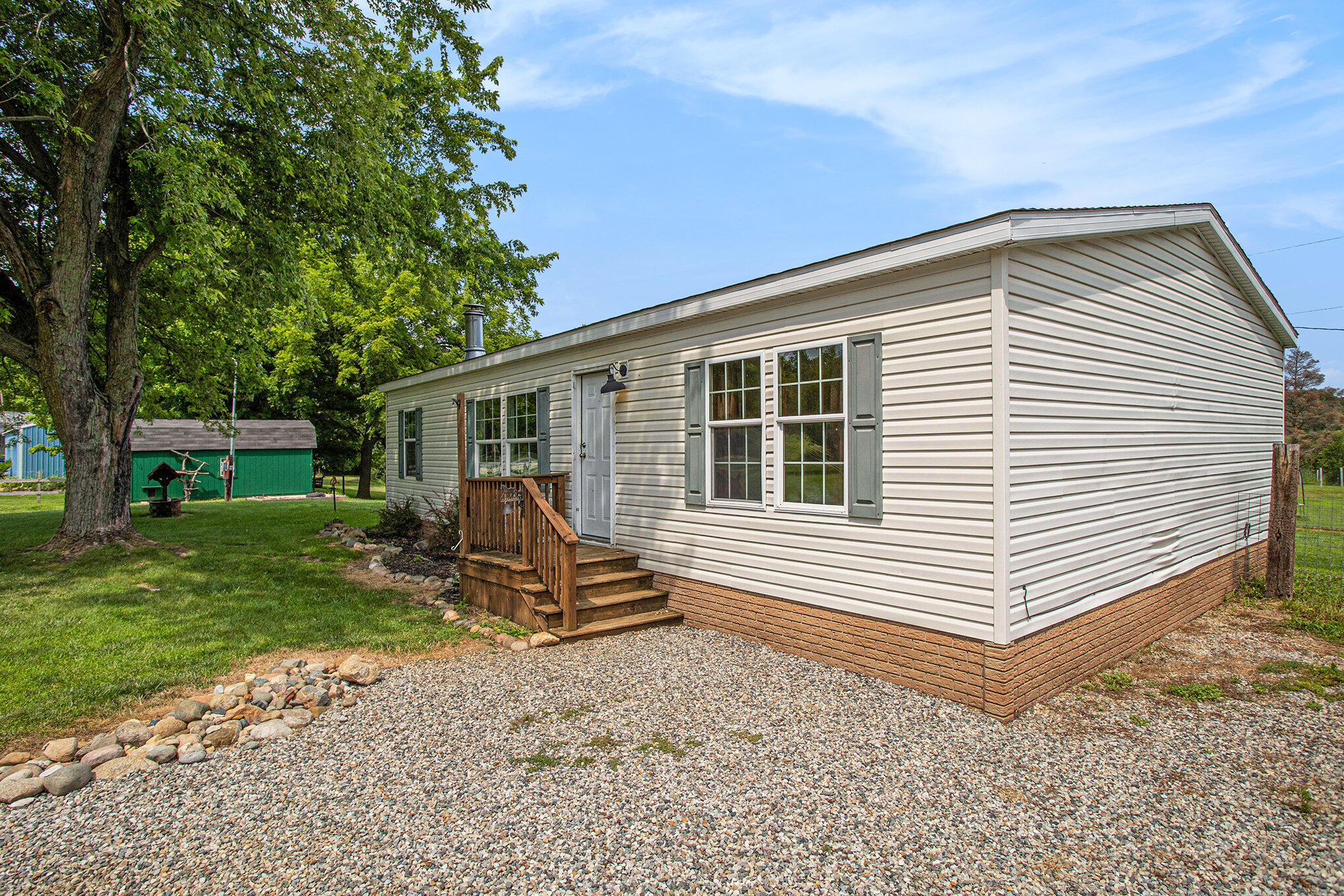 7671 Kies Road Jerome, MI 49249 - Photo 2 of 25 017_7671_kies_rd_jerome_mi_49249_29_of_3