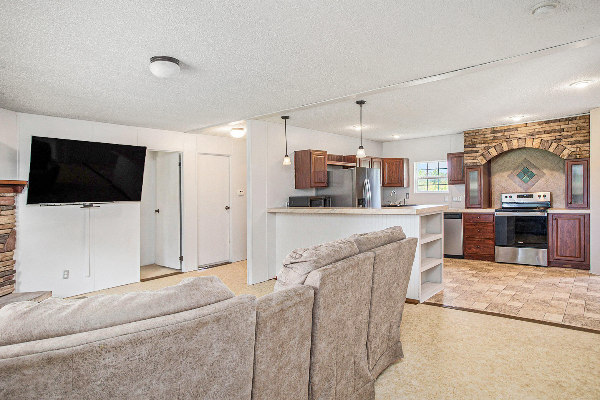 7671 Kies Road Jerome, MI 49249 - Photo 8 of 25 005_7671_kies_rd_jerome_mi_49249_2_of_34
