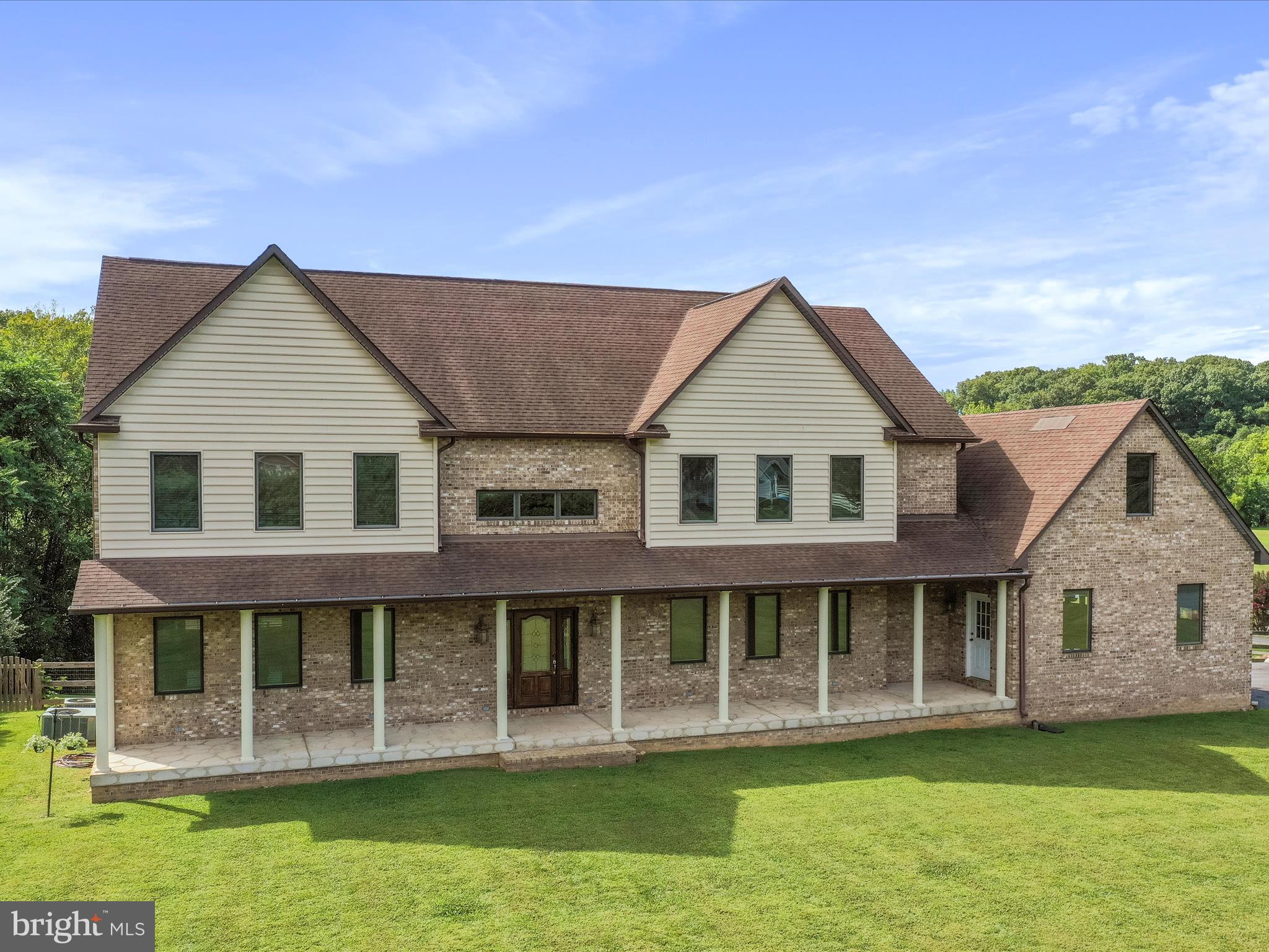 15 Rachels Ln Road Front Royal, VA 22630 - Photo 4 of 73 a front view of a house with a yard