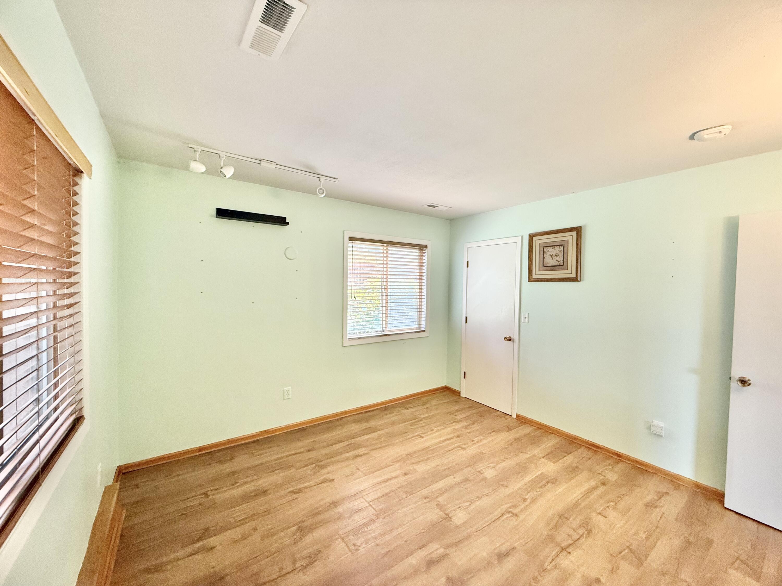 1662 Cove Point Road Klamath Falls, OR 97601 - Photo 52 of 71