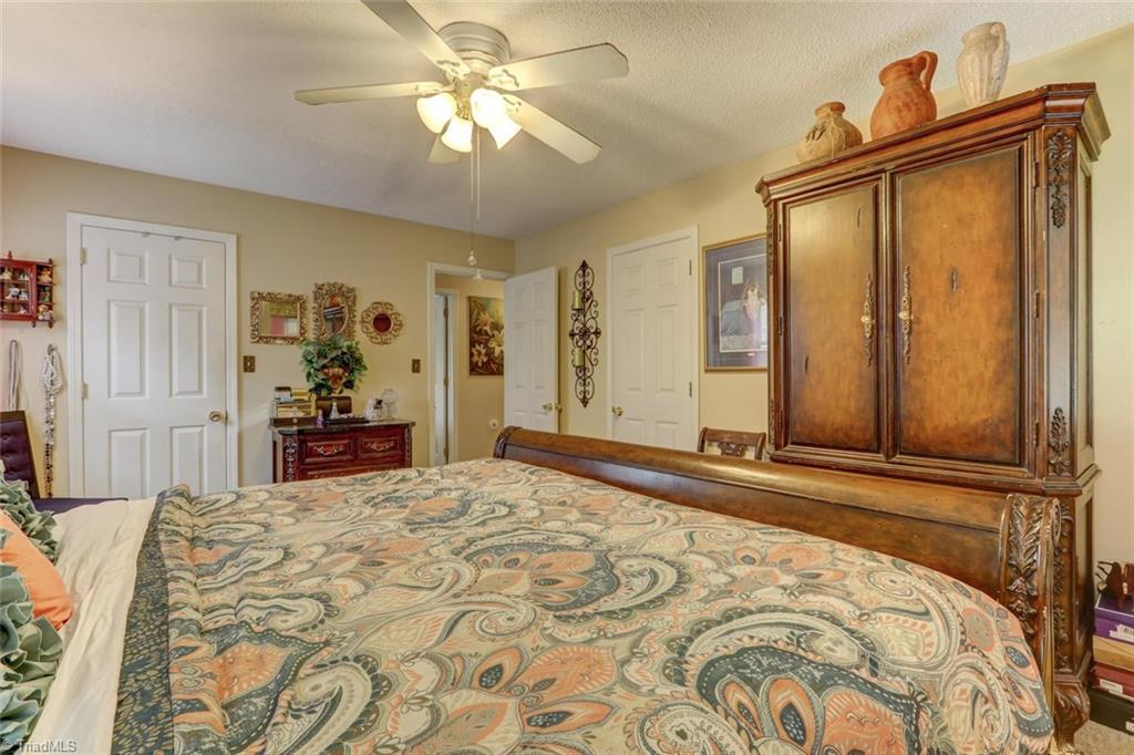 205 Guilford Road Jamestown, NC 27282 - Photo 13 of 25 Gallery Image 13