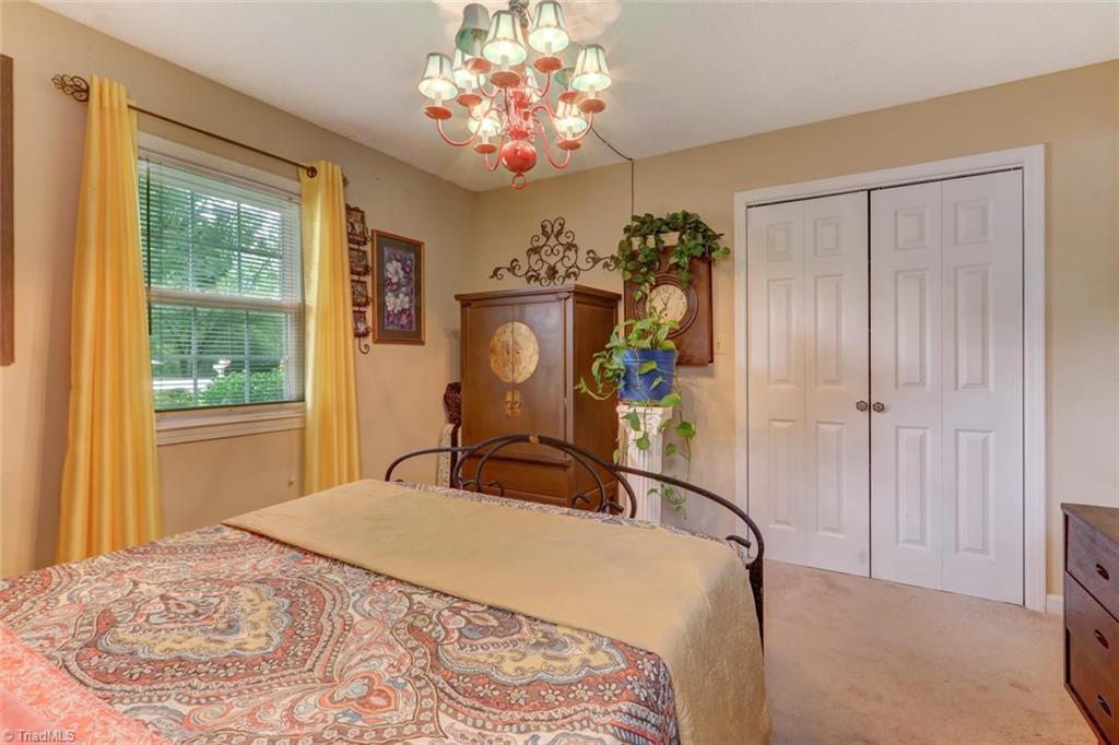 205 Guilford Road Jamestown, NC 27282 - Photo 20 of 25 Gallery Image 20