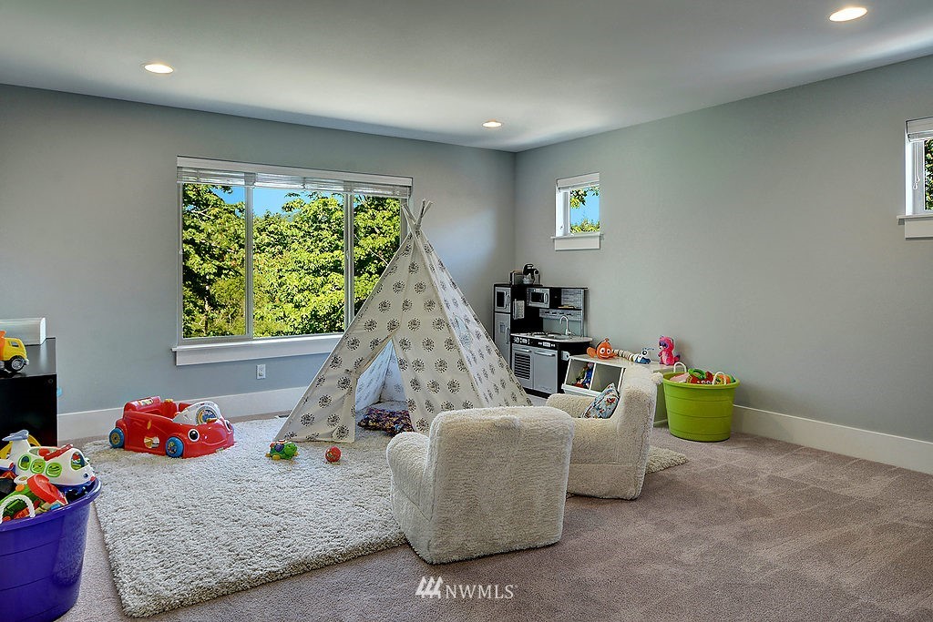 13908 174th Terrace Southeast Renton, WA 98059 - Photo 20 of 25 Gallery Image 20