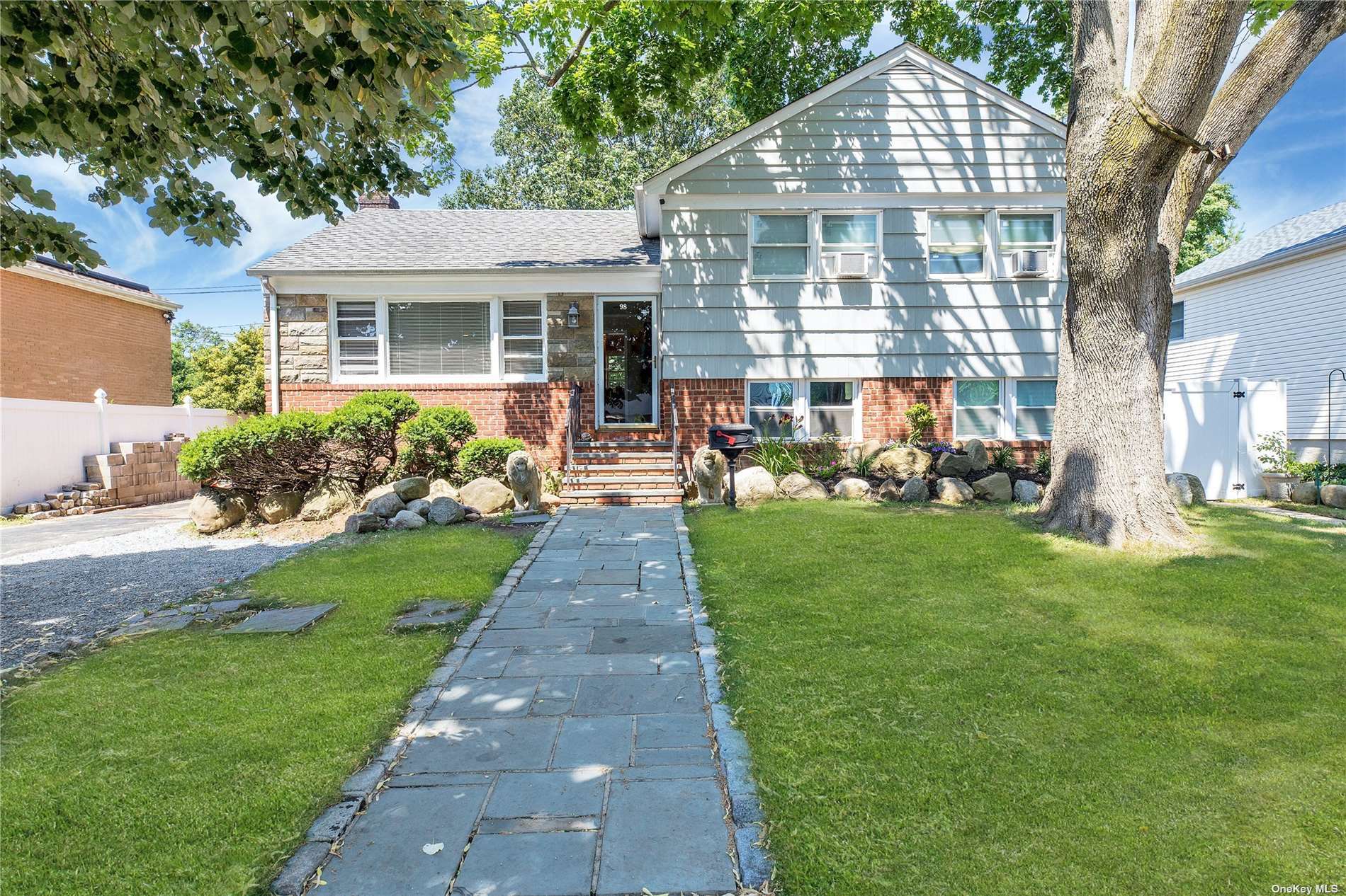 98 Kathleen Drive, Syosset, NY 11791 Compass