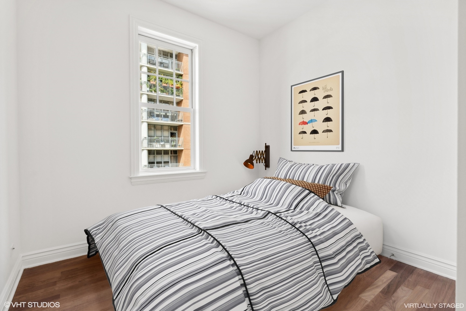 35 South Racine Avenue, Unit 4SW Chicago, IL 60607 - Photo 29 of 38 a bedroom with a bed and a window