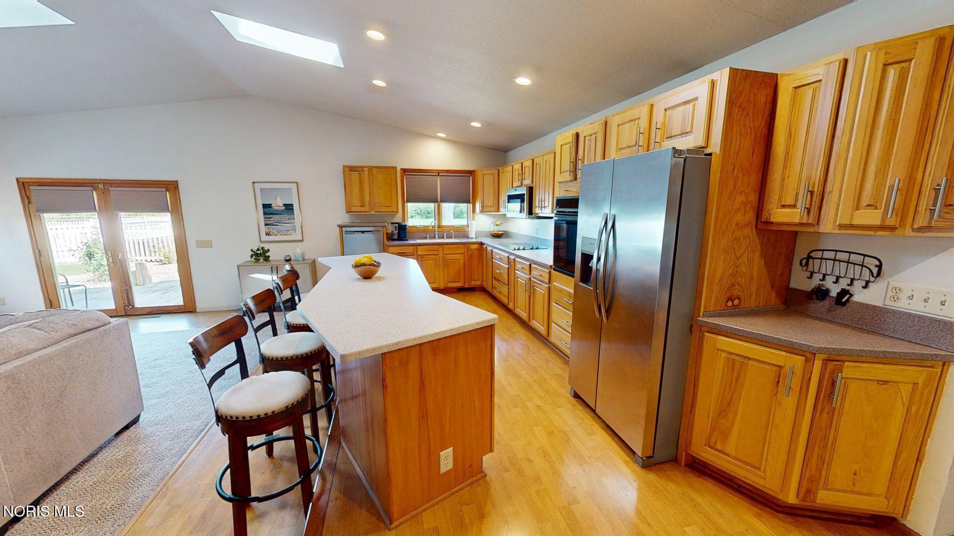 170 North Curtice Road Oregon, OH 43616 - Photo 11 of 37 Gallery Image 11