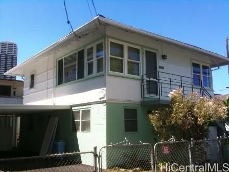 $1,300 | 2107 Lime Street, Unit B, Honolulu, HI 96826