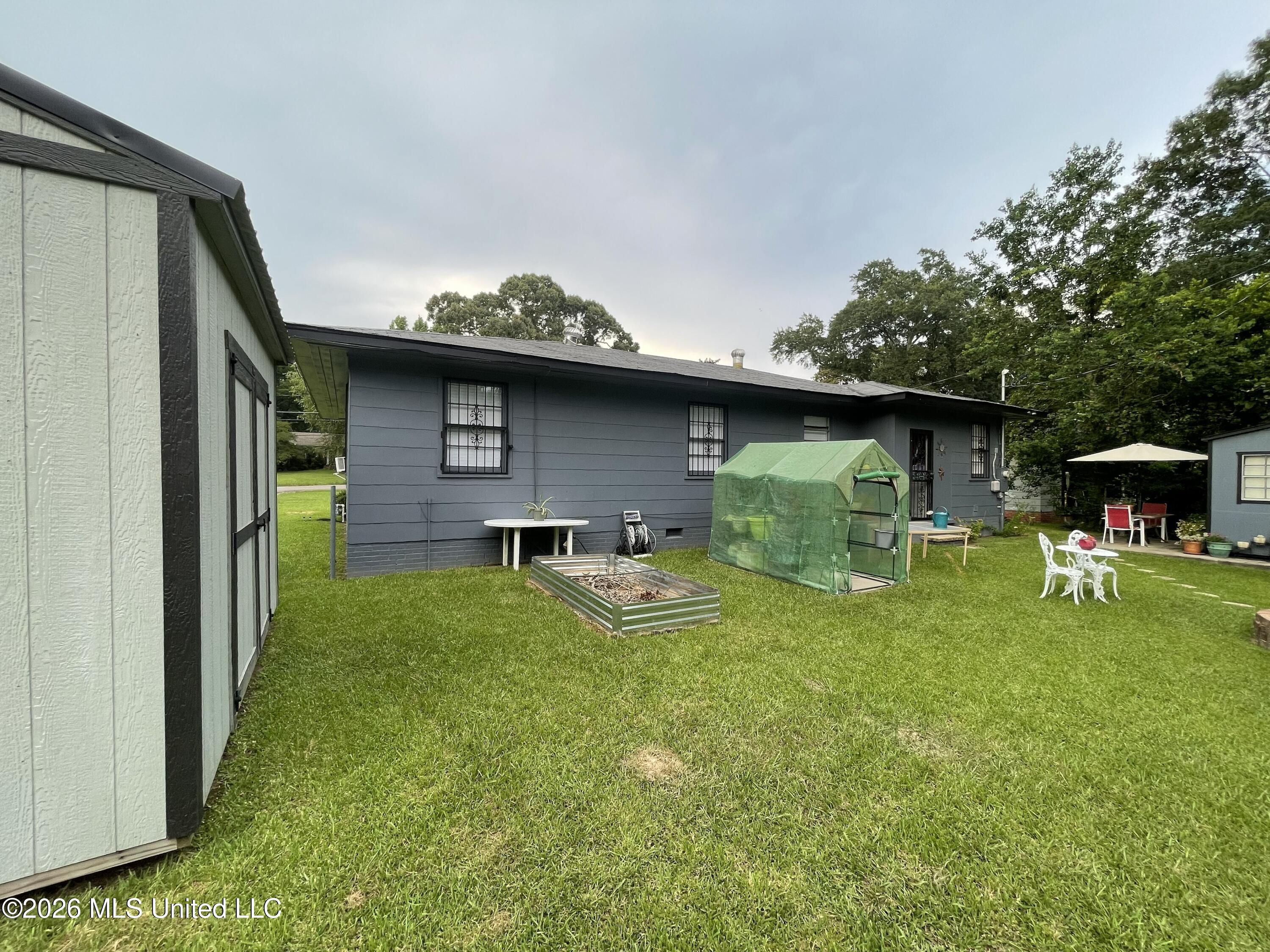 1172 West 20th Street Laurel, MS 39440 - Photo 33 of 36 elevation right rear