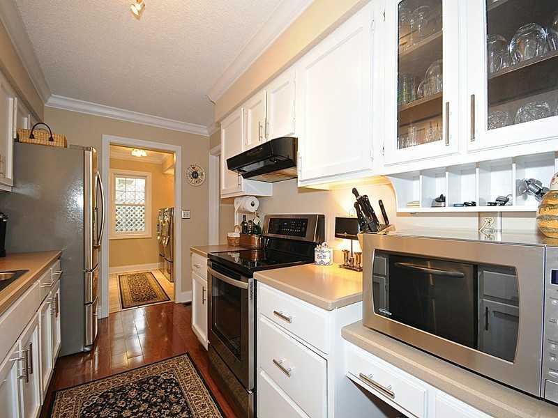 12547 Charing Cross Road Carmel, IN 46033 - Photo 5 of 24 Gallery Image 5