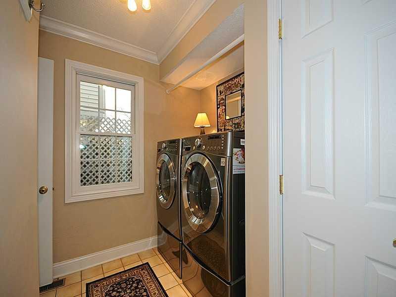 12547 Charing Cross Road Carmel, IN 46033 - Photo 10 of 24 Gallery Image 10