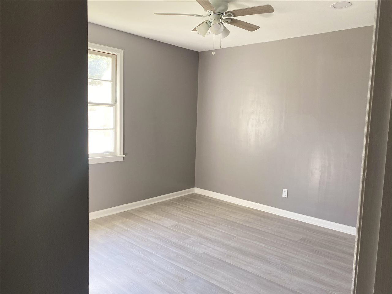 1470 Ball Road Memphis, TN 38106 - Photo 8 of 9
