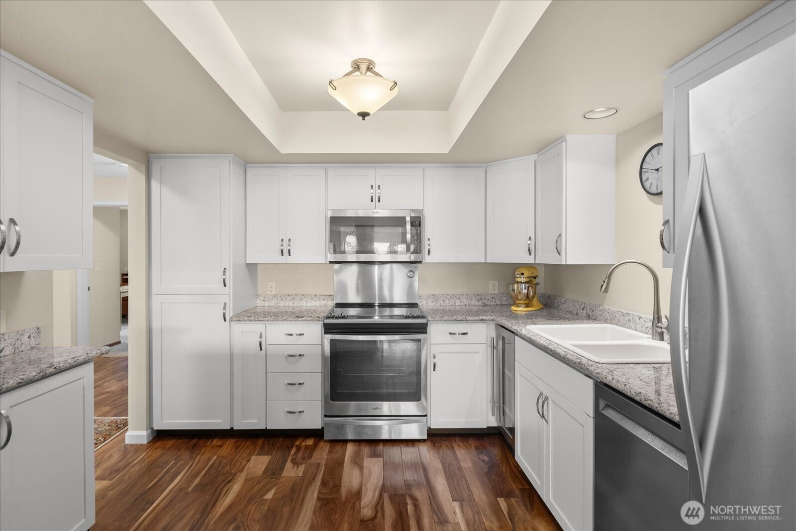 524 Maple Street, Unit 102 Edmonds, WA 98020 - Photo 14 of 33