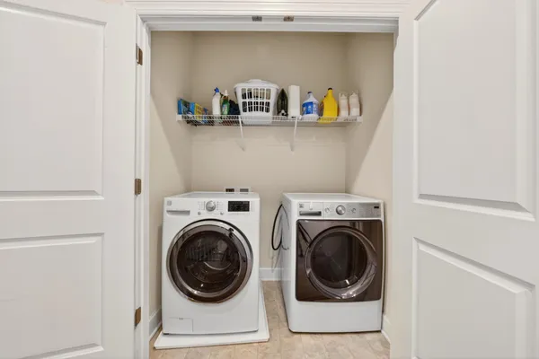 $570,000 | 15296 Westham Court, Haymarket, VA 20169