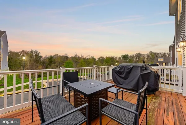 $570,000 | 15296 Westham Court, Haymarket, VA 20169