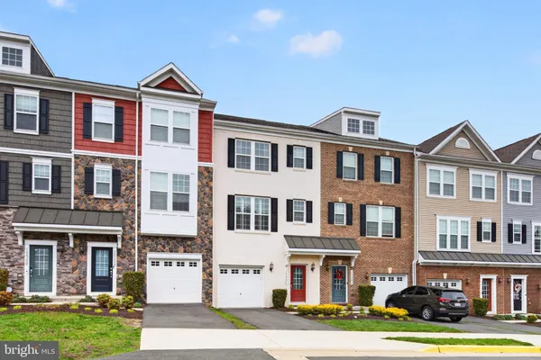 $570,000 | 15296 Westham Court, Haymarket, VA 20169